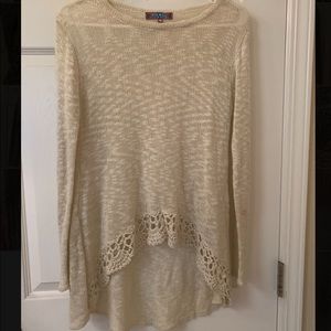 Selfie Couture by Trendology women’s sweater.  (C)